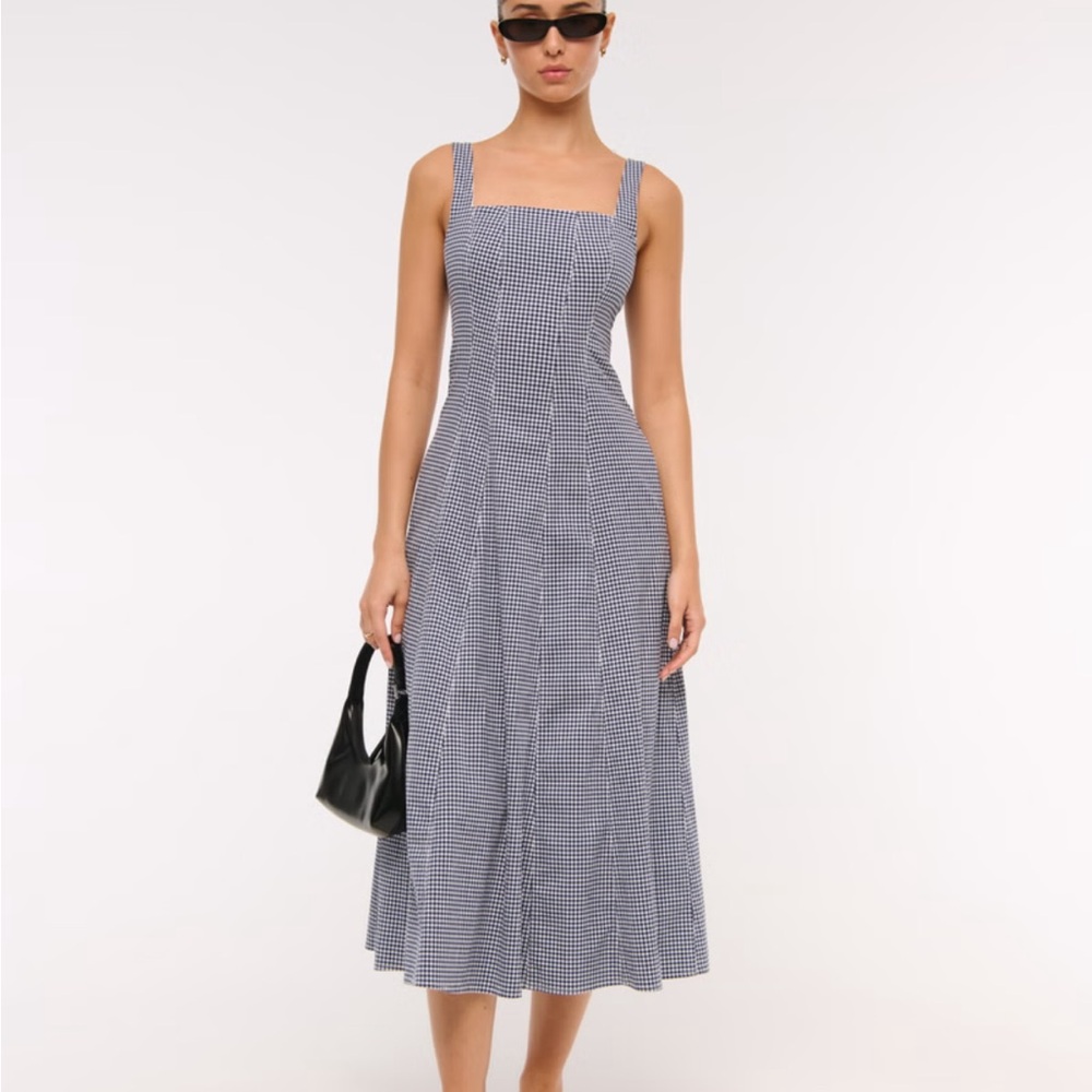 Abercrombie & Fitch Black and White Midi Dress